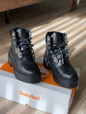 Timberland 6 Inch Premium Elevated Platform Boots